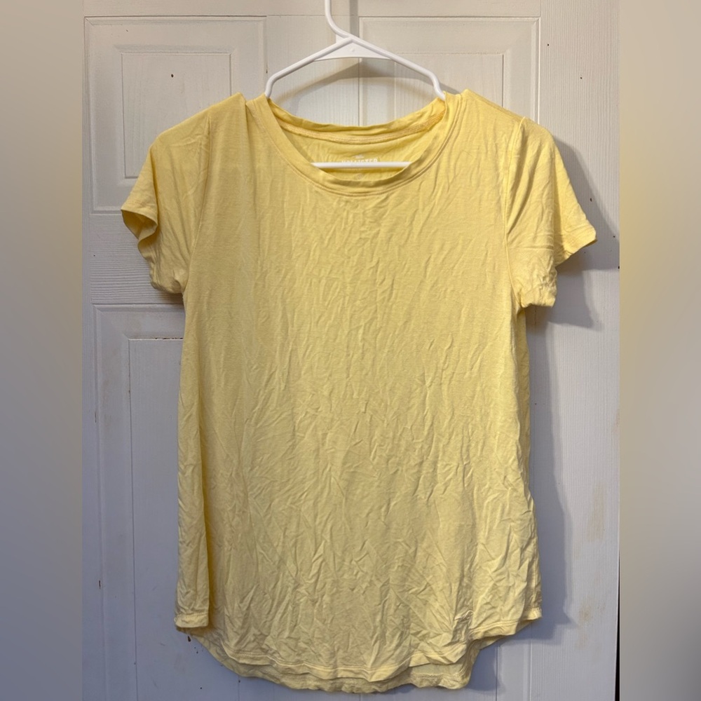 Hollister T-shirt